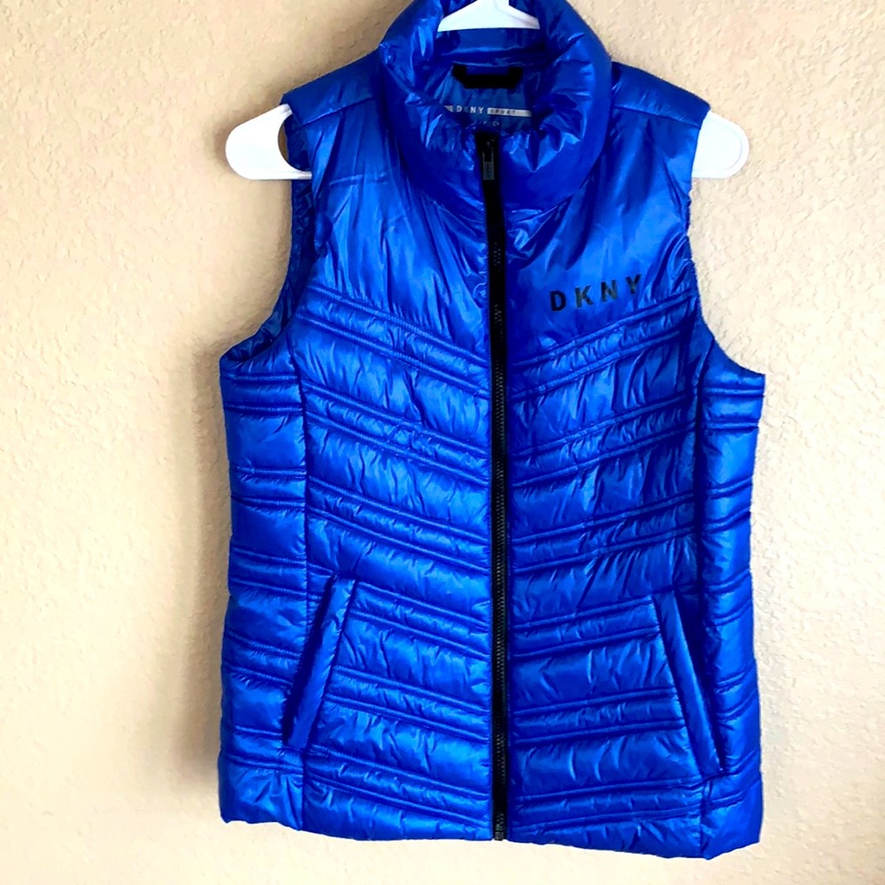 Women’s DKNY cobalt blue sport vest/jacket. (S)